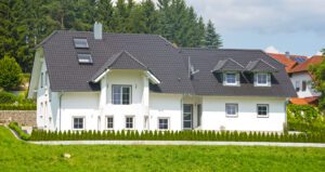 hip roof vs gable roof