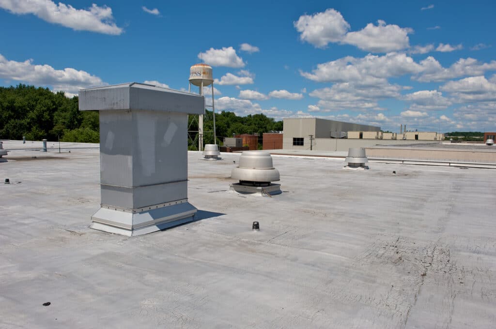 What Homeowners Should Know About Commercial Roofers in Atlanta