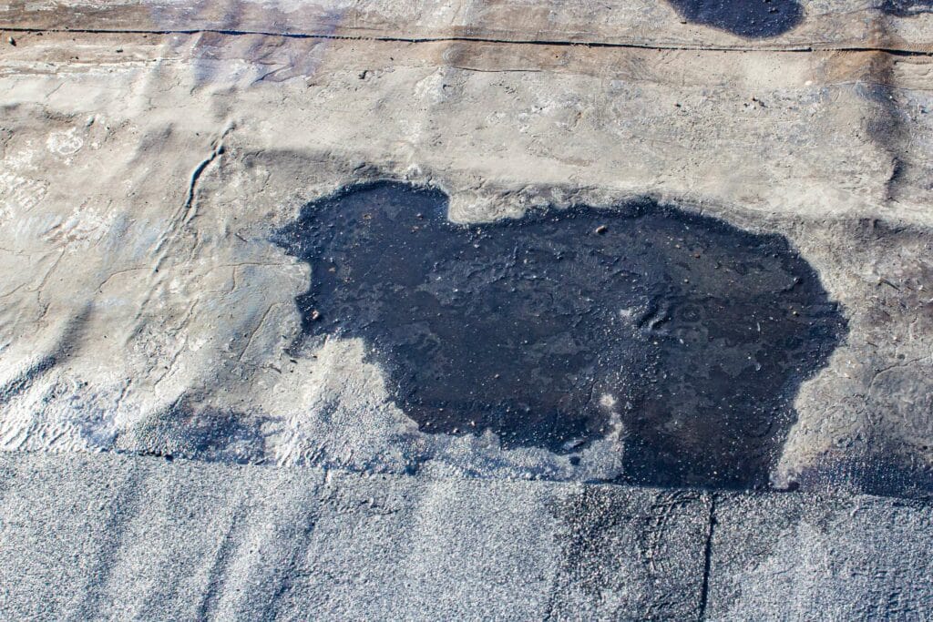 Common Signs You Need to Replace a Flat Roof